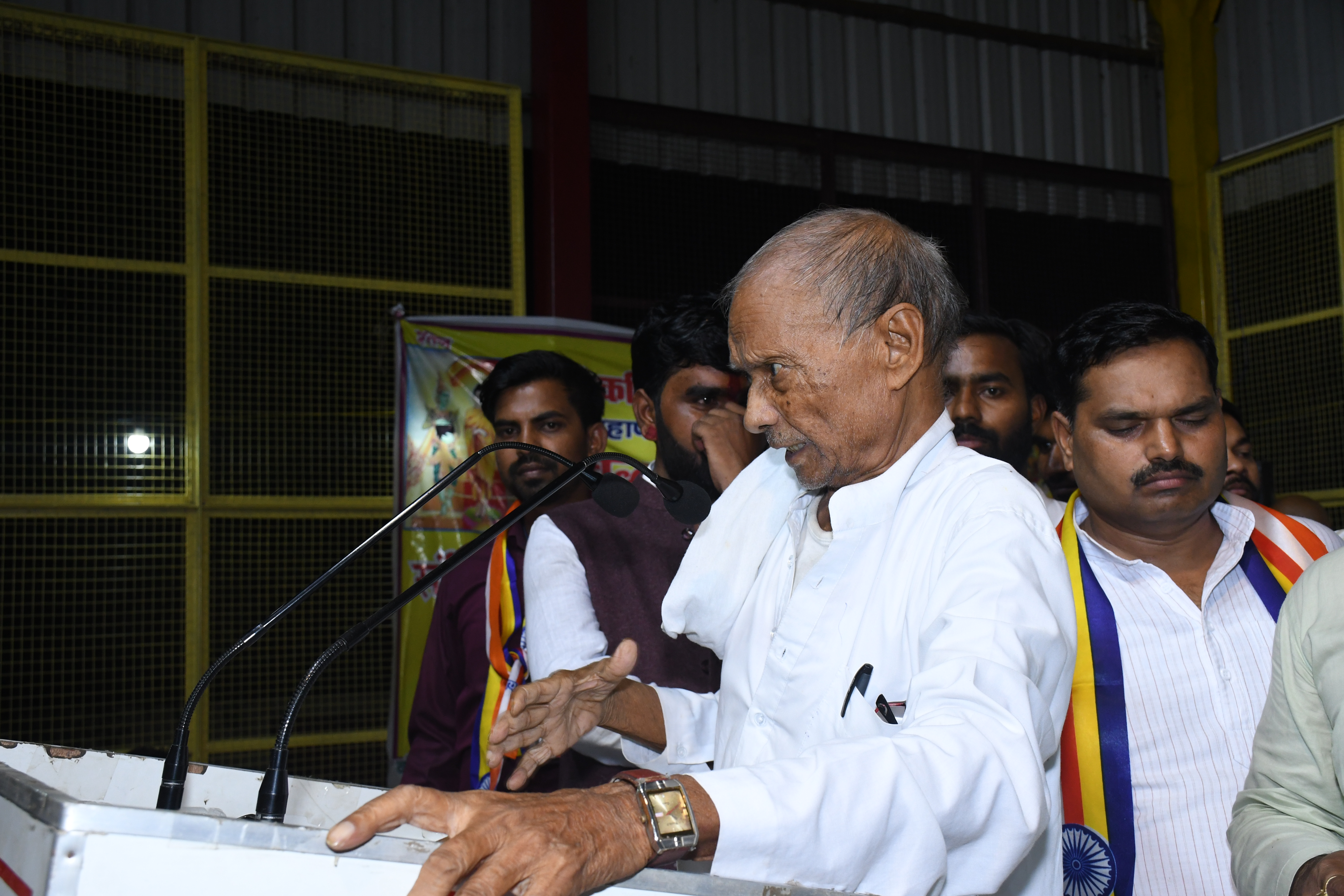 कर्मवीर शाक्य की तस्वीर